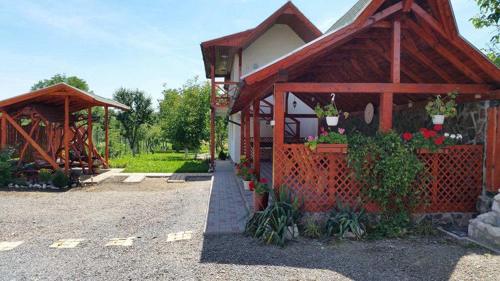 Fantanele  Casa Agnes Vendeghaz酒店 外观 照片